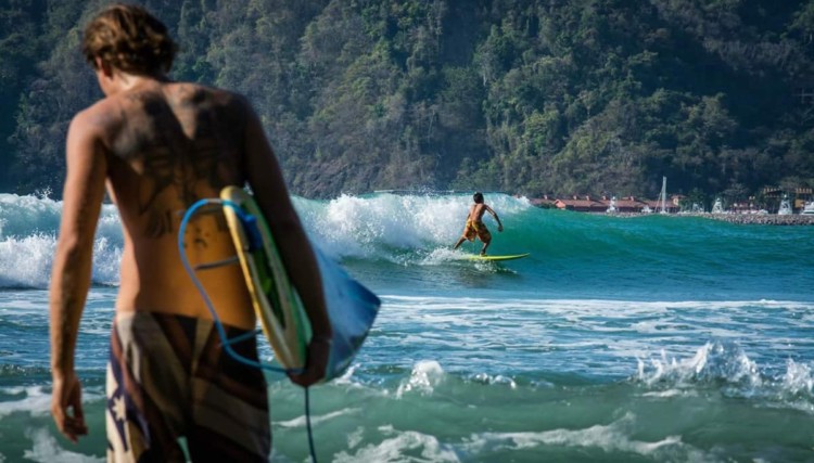 Surfing Costa Rica