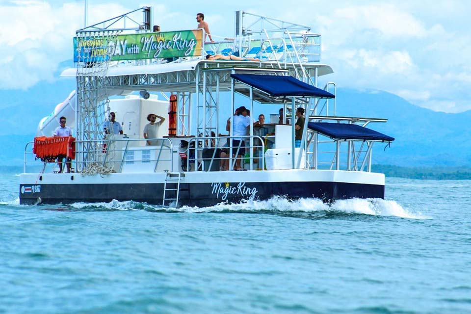 Private Catamaran Charter, Things to Do in Manuel Antonio, Costa Rica – Costa Rica Tours