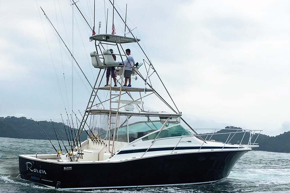 Fishing Charter in Quepos, Costa Rica. Raven Fishing – Costa Rica Tours